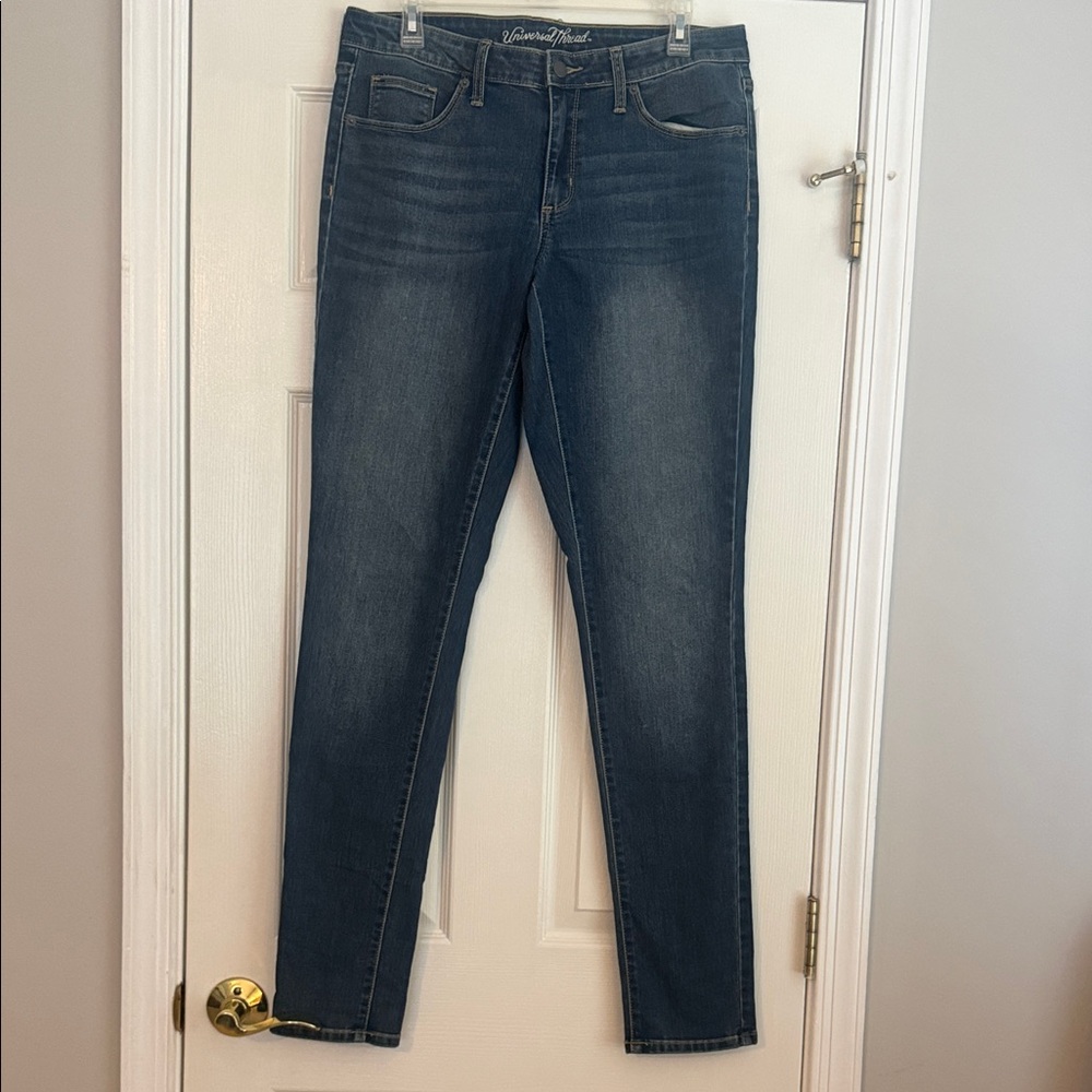 Universal Thread Dark Wash Mid-Rise Skinny Tall Faded Jeans